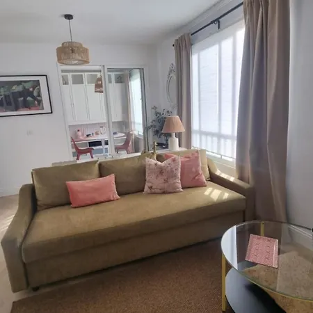 Adela * Araya (Tenerife)